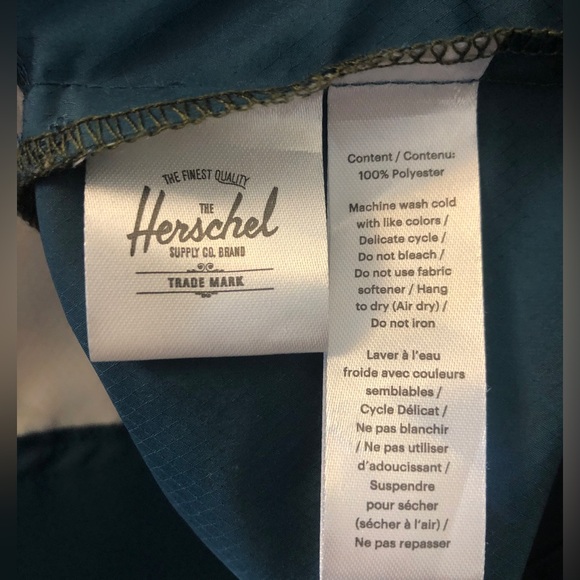 The Herschel Camo Voyage Coaches Jacket Rain Wind Unisex Small - Picture 4 of 8